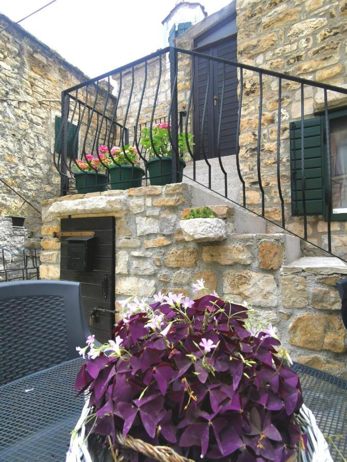 Stone House Castellum *